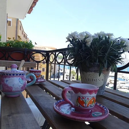 Casa Di Fiore Holiday home